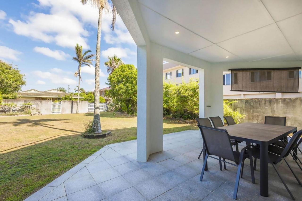 Serendipity - 4 Bedroom Beachfront Lennox Head Home 레녹스해드 외부 사진